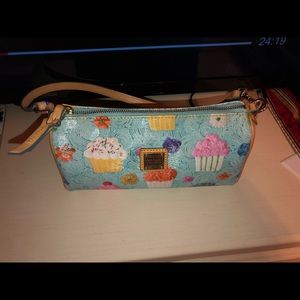 Dooney and bourke purse